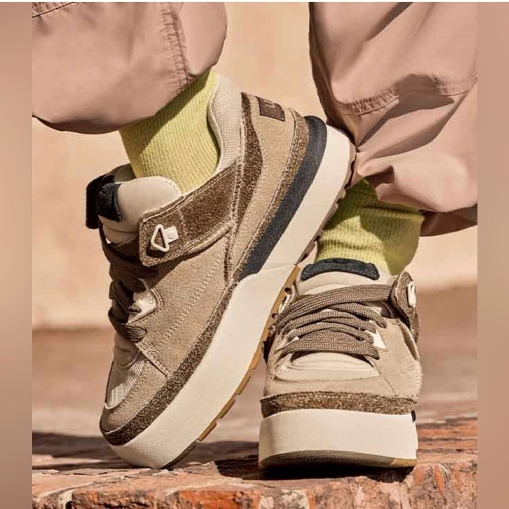 UGG Women's And Men’s GoldenCush Sneakers